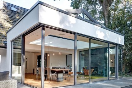 La véranda en Haute-Savoie : un espace baigné de lumière pour améliorer le confort de vie